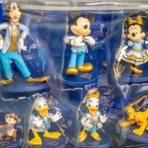 Set of 8 Characters Disney 50th anniversary - Picture 8 of 9